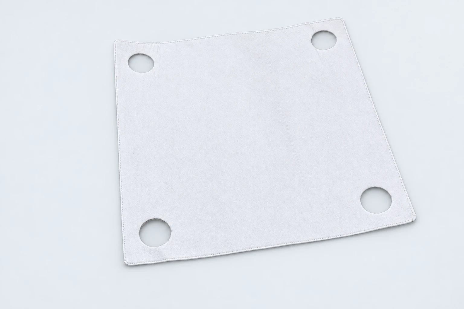 Custom fabricated filter cloth with shaped outline and opening